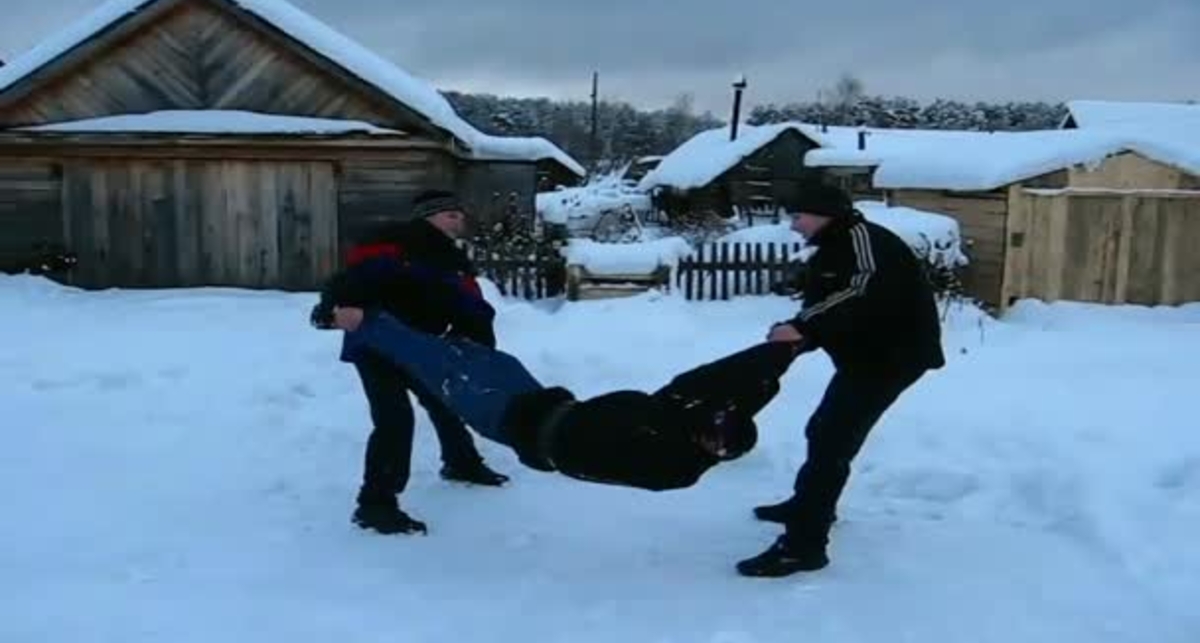 Новогодний рестлинг в российской глубинке (ВИДЕО)