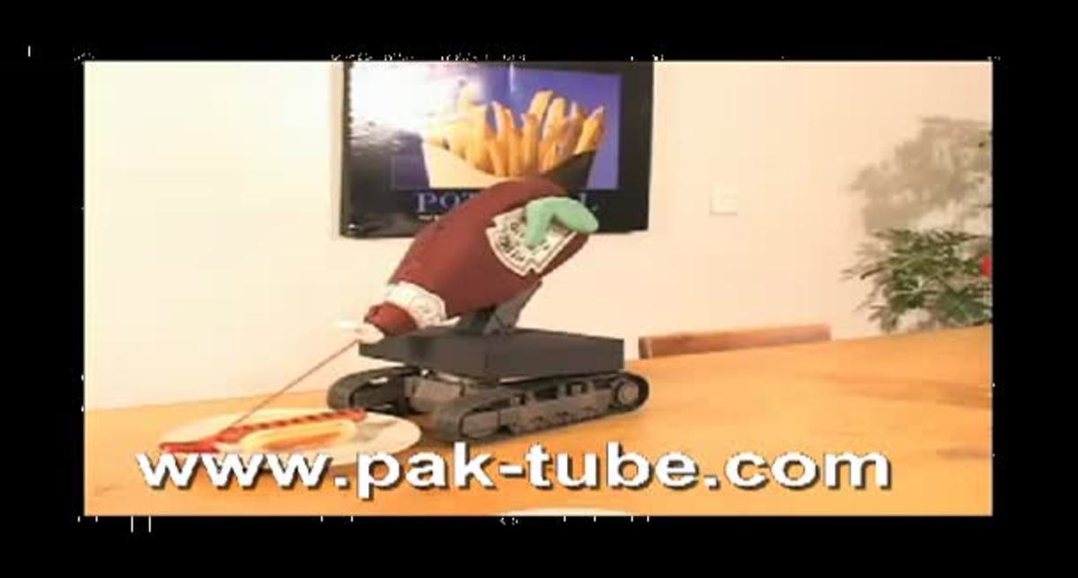 Игрушка дня: робот для кетчупа