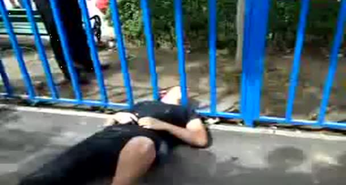 По-мужски: сунь голову в забор