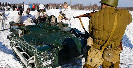 По-мужски: кровавая игра в войнушку