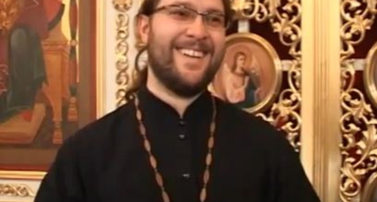 Сахалинский батюшка: жечь всех на кострах!