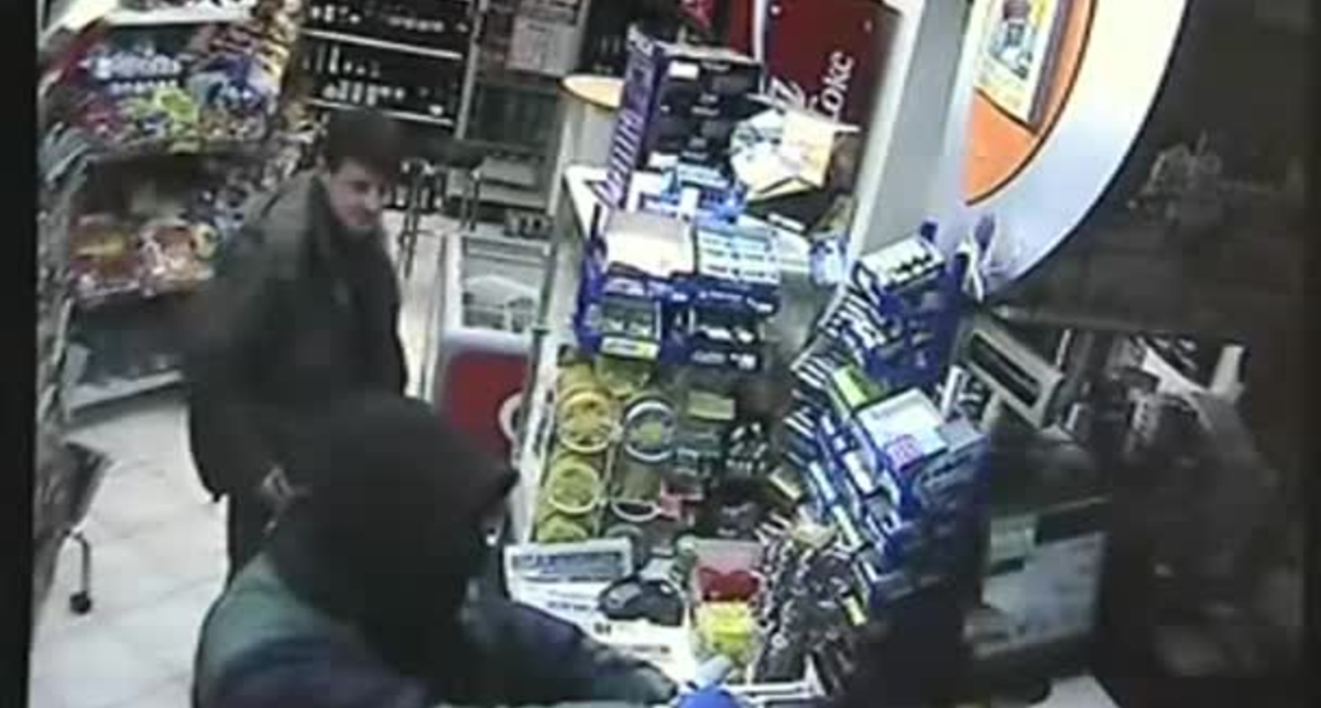 По-мужски: пьяница спас супермаркет