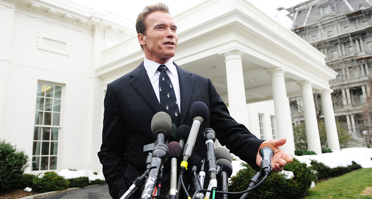 Шварценеггер выбросил коллекцию бюстов Ленина