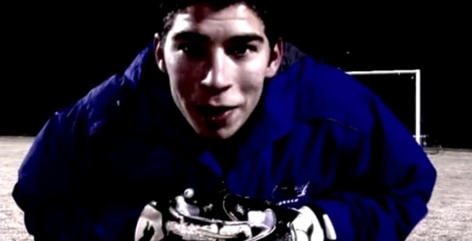 Виртуоз мяча: вратарь, который забивает