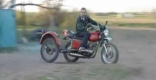 По-мужски: мотокросс в деревне
