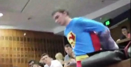 По-мужски: как вызвать Супермена