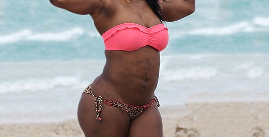 Если ты не расист: Серена Уильямс в бикини