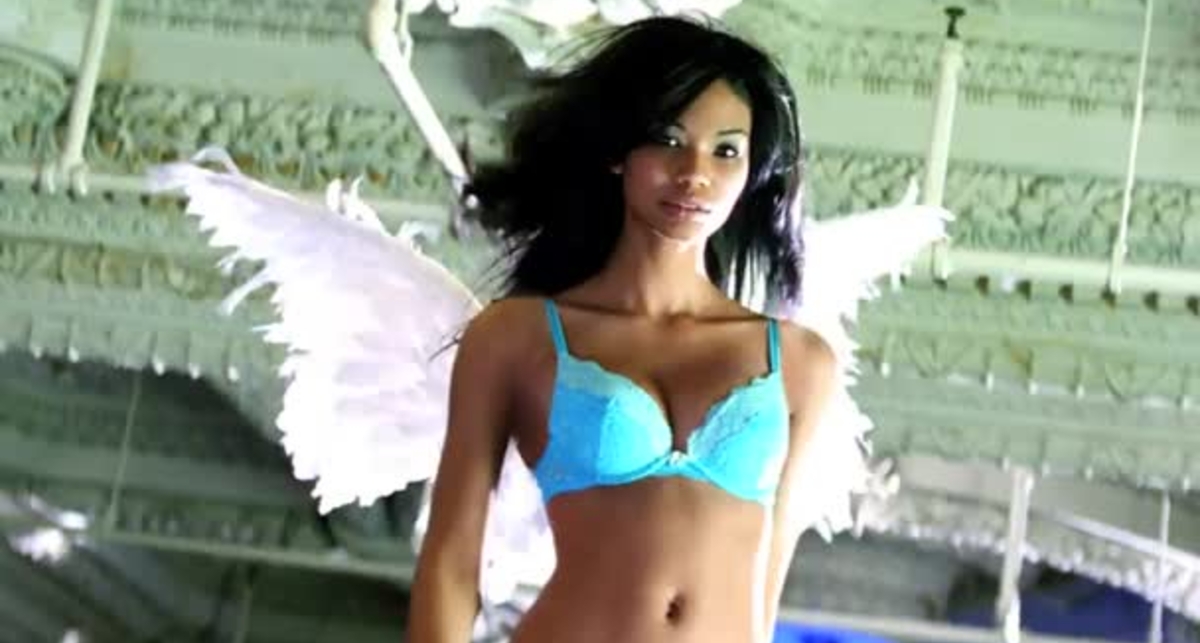 Ангелы как демоны: чертовки одели крылья