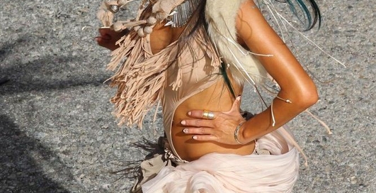 Сексуальная Николь: поджигая Лос-Анджелес