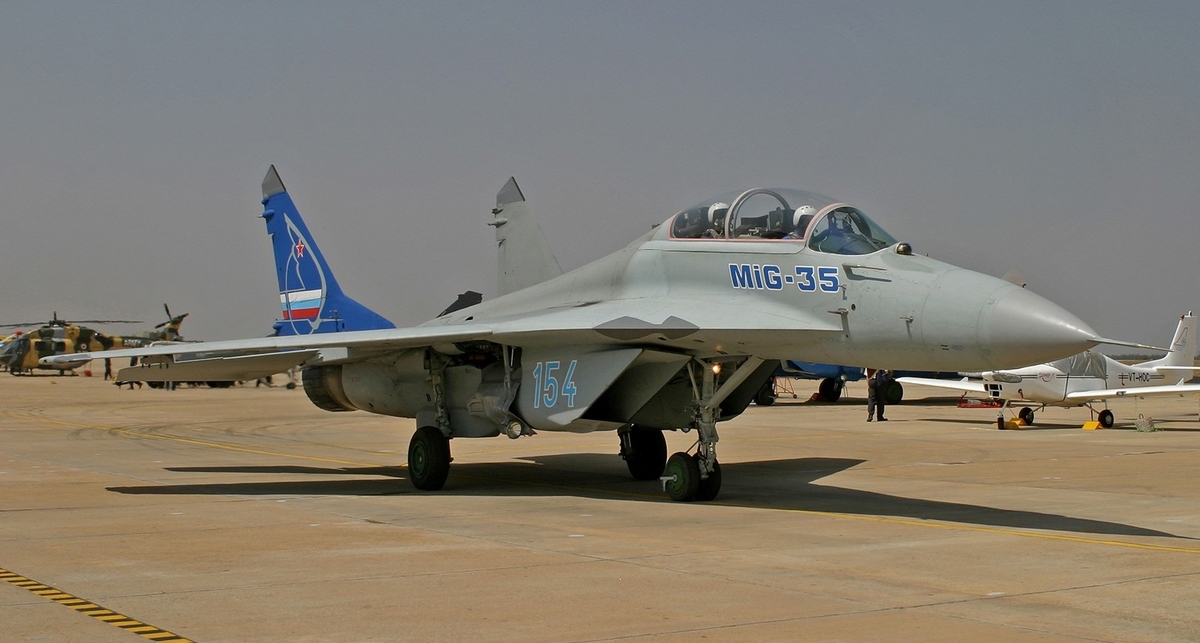 Российский МиГ-35 опозорился в Индии