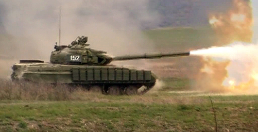 Украинские танки давят Крым
