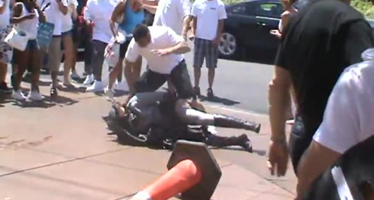 Бей мышей: в Лас-Вегасе колошматят Бэтмена