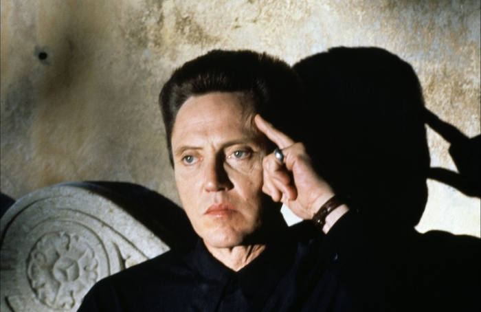 Микки Рурк становится идиотом