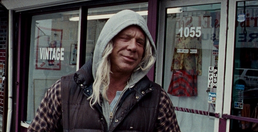 Микки Рурк становится идиотом