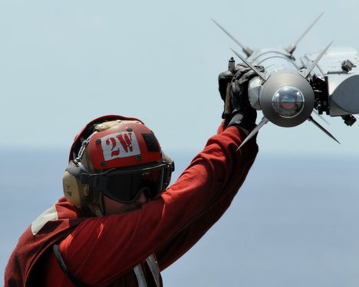 Ракеты Sidewinder возьмут курс на Марокко Ракеты Sidewinder возьмут курс на Марокко