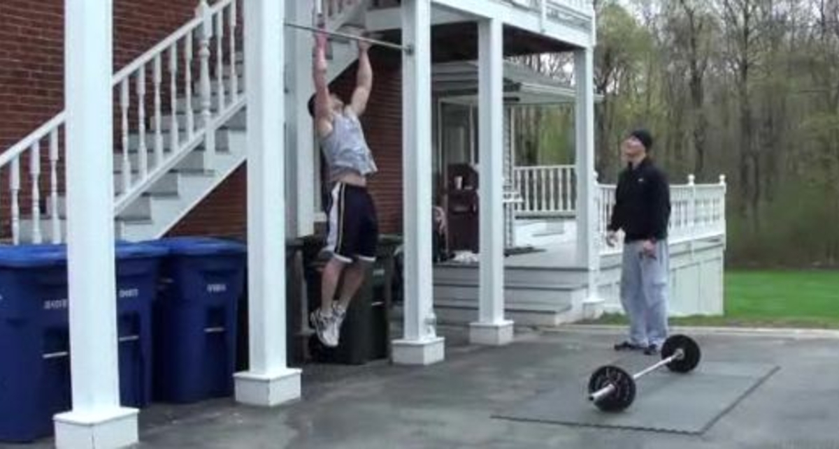 Неравный бой с перекладиной