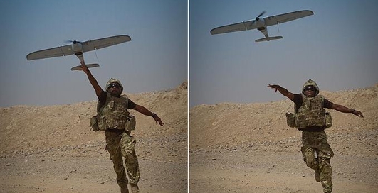 Глаз королевы: шпион с джойстиком