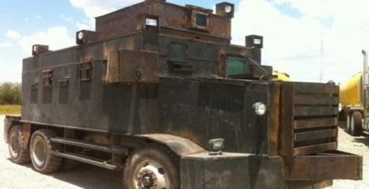 Давят авторитетом: бандиты сели на танки