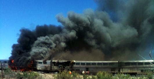 Авария в Неваде: поезд против тягача