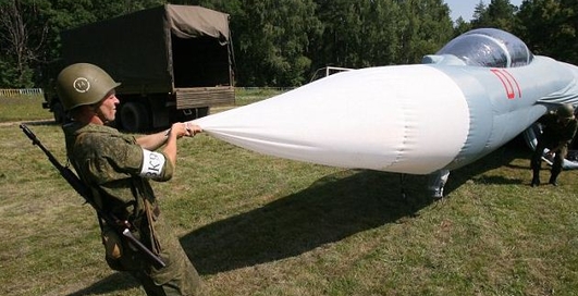 Резиновый кулак России: бойся, НАТО!