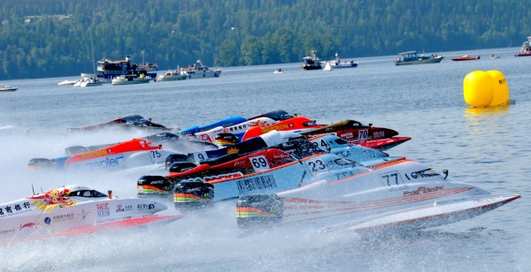 Формула-1 в Киевском море: гонки на воде