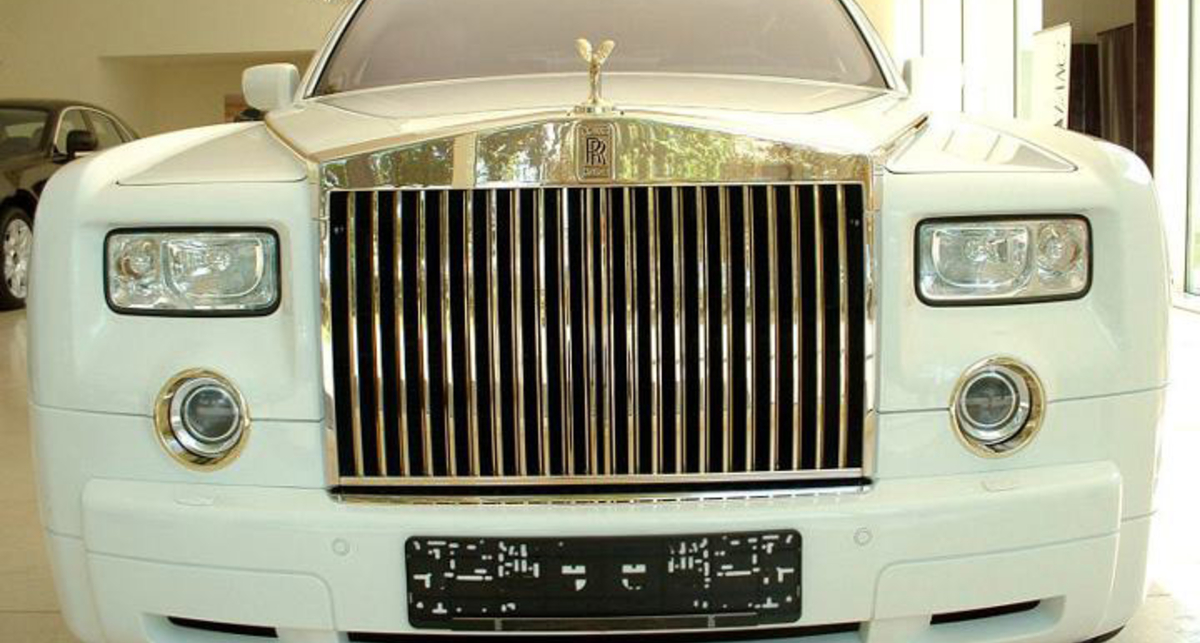 Новый Rolls-Royce: броневик в золоте