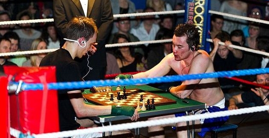 Мат на ринге: шахматисты vs боксеры