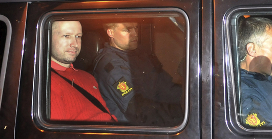 Брейвик: здравствуй, Остров Невезения!