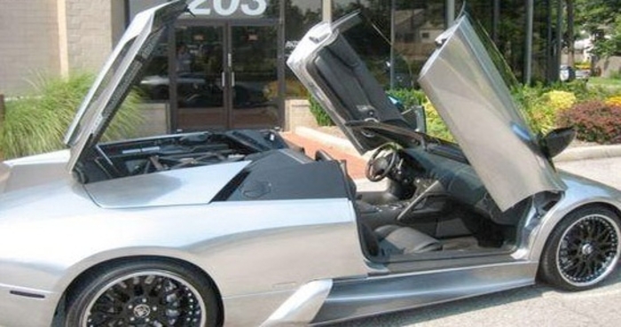 Их сиятельства: ТОП-10 сверкающих тачек