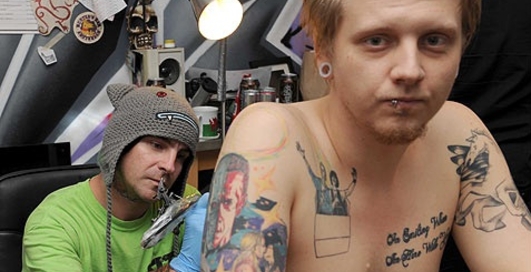 Тату за $3000: синие ребусы фаната