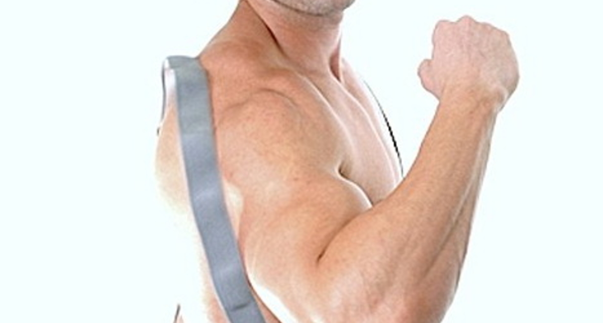 Наука раздевать: стриптизер подался в педагоги