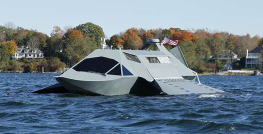 Корабль-призрак: Стелс спустили на воду