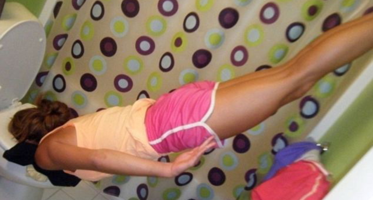 Унитаз стал спортивным снарядом