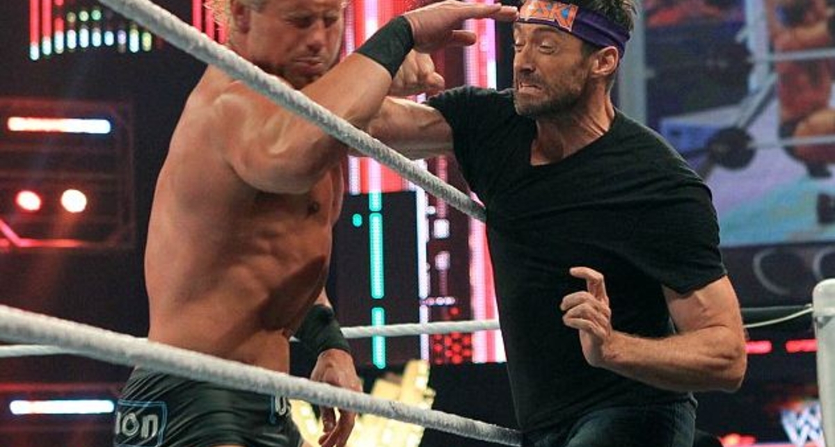 Росомаха прорубил чемпиона по борьбе