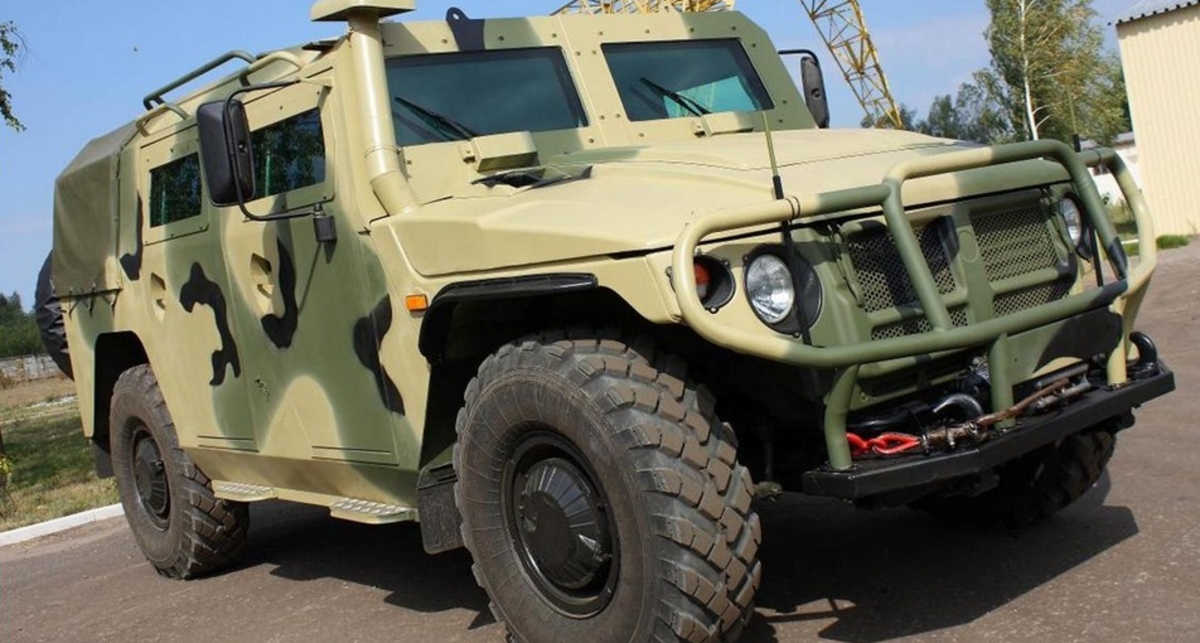 Создан крутой армейский пикап