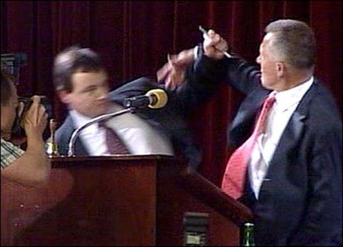 Наши бьют: депутаты Рады - лучшие бойцы