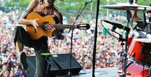 Выиграй VIP-билеты на Gogol Bordello!