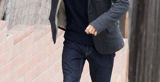 Псих с бутылкой: Колин Фаррелл пьет горькую