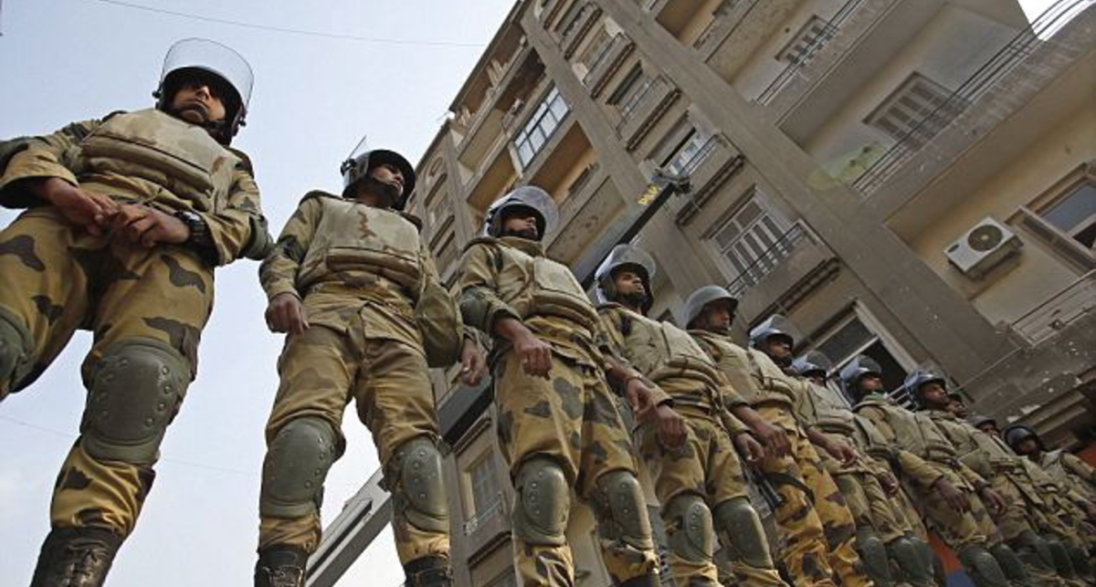 Партизанская мода: чем воюют египтяне