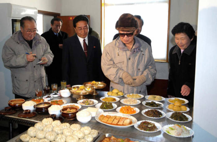 Ушел Ким Чен Ир: ТОП-10 странных фактов