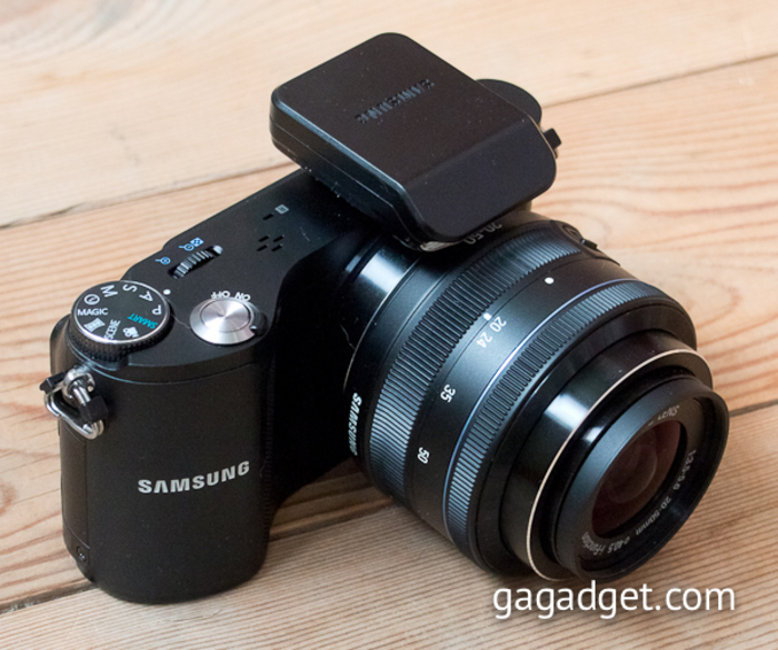 Обзор компактной камеры Samsung NX200