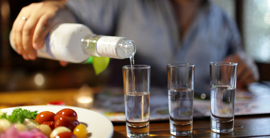 День огненной воды: все о водке на M PORT