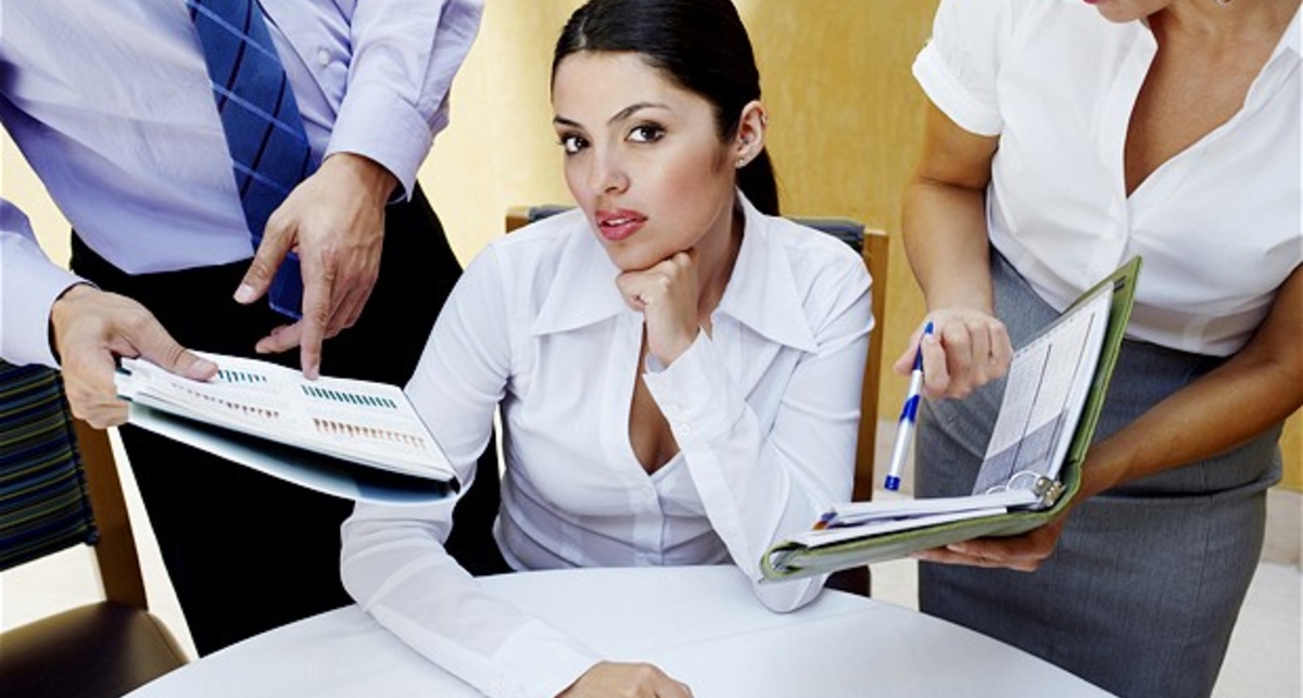 Деловая встреча сделает тебя идиотом