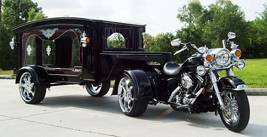 Смерть как хорош: Харлей стал катафалком