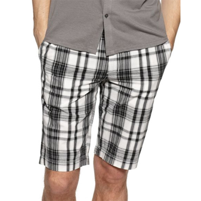 Надень футболку: семь стильных способов