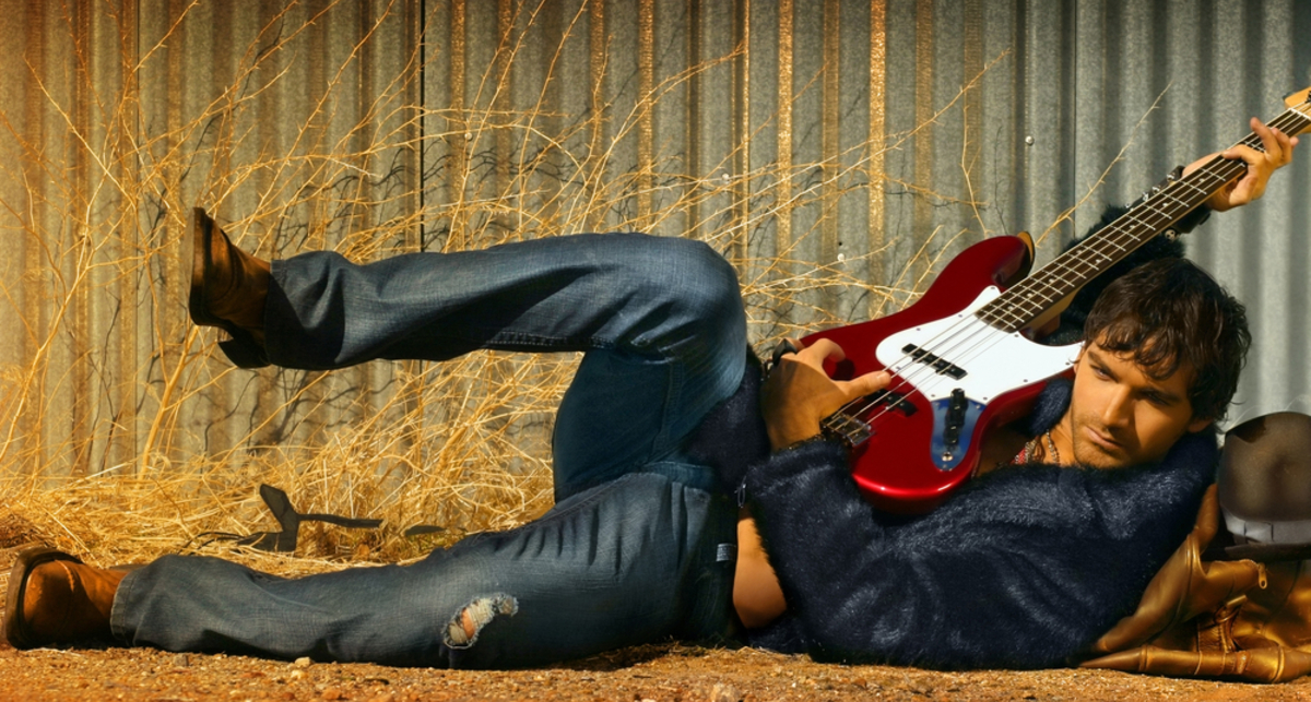 Джинсовая весна: новинки сезона-2012