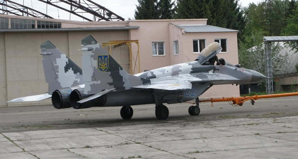 Воздушных убийц Украины раскрасили по-новому