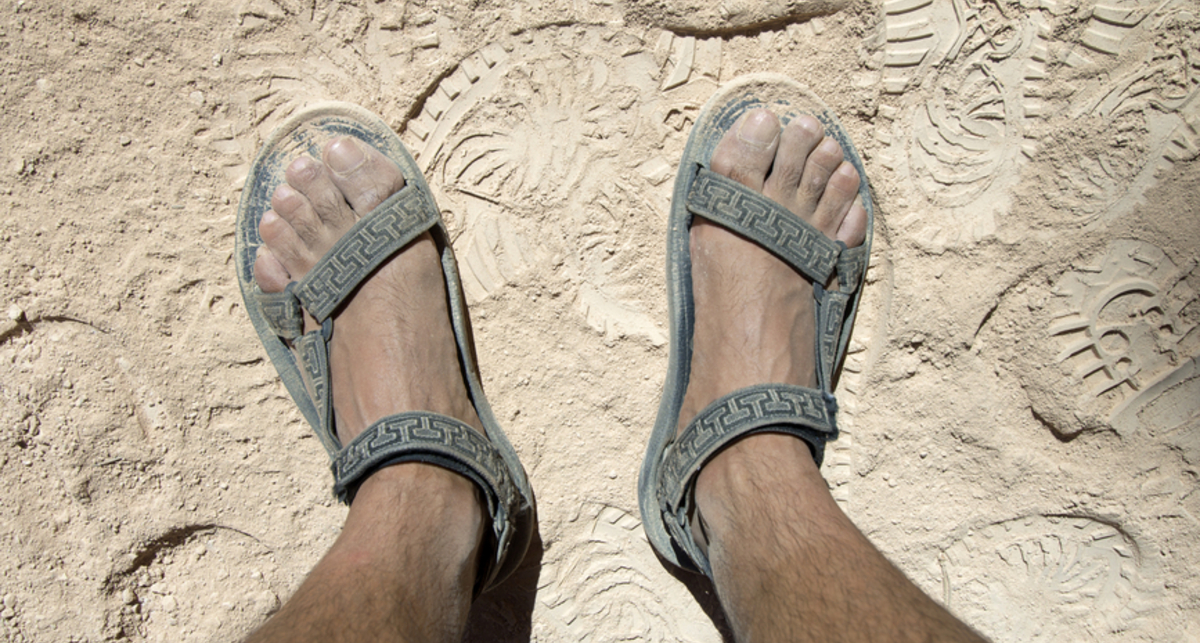 Обувь для лета: как носить сандалии