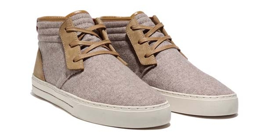 Сникерсы: семь обновок для спортивных ног