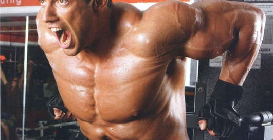 Совет дня от Чемпиона: учись бомбить трицепс